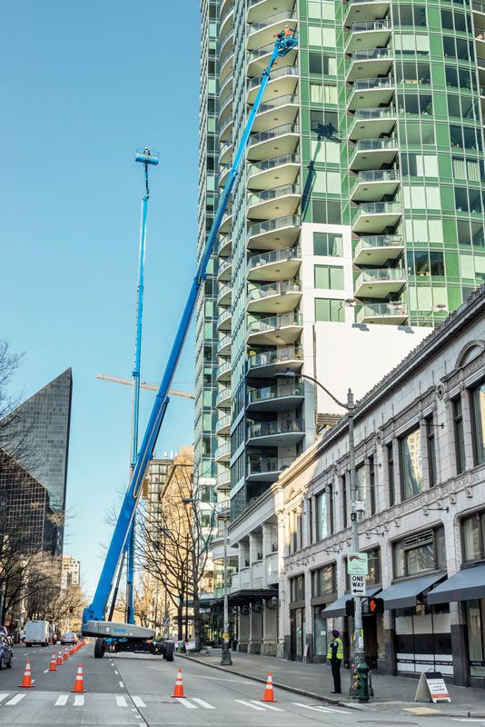 Genie SX-180 telescopic boom lift